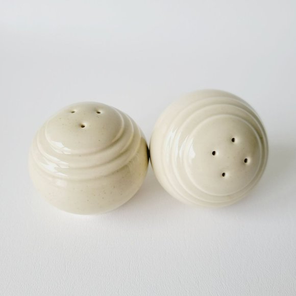 Vintage Pfaltzgraff Cappuccino Salt & Pepper Shaker Beige USA Made Discontinued - Picture 5 of 10